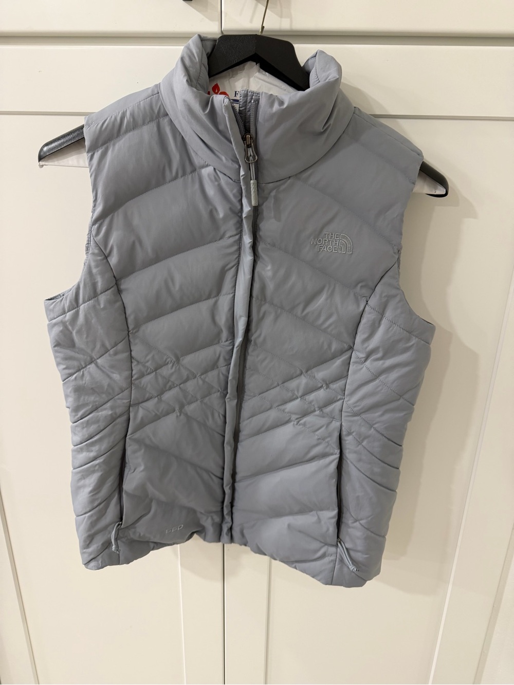 North face silver grey 550 vest